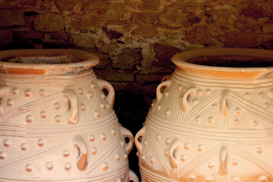 Crete: Palace of Knossos E-Ticket and Audio Guide - South Entrance Corridor: the Prince of the Lilies and a perfect Mount Juktas frame