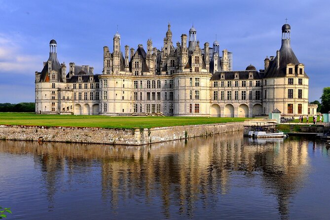 Day Tour to Chenonceau and Chambord Castles - How Much Walking (and Climbing) to Plan For
