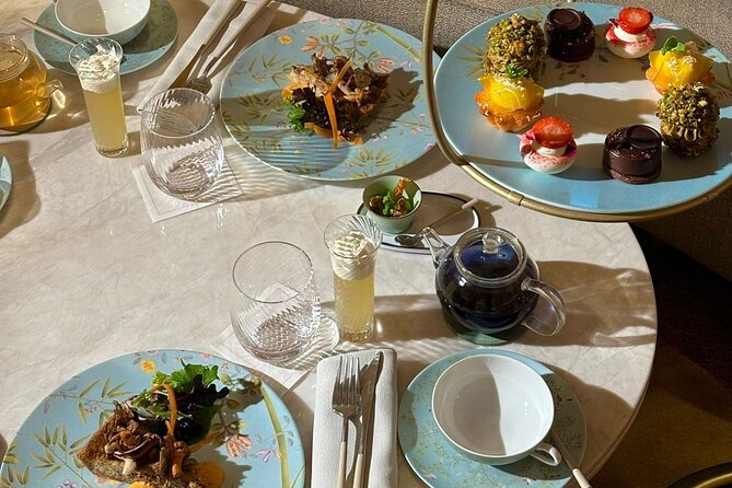 Dining Experience at iconic Emirates Palace Abu Dhabi - Price and value: when the Golden Cappuccino is a bargain and when it isn’t