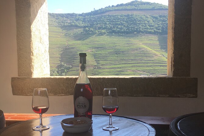 Douro Valley small group tour, Mateus Palace, Lunch and Wine tastings - Time on the Van: How This Day Really Feels