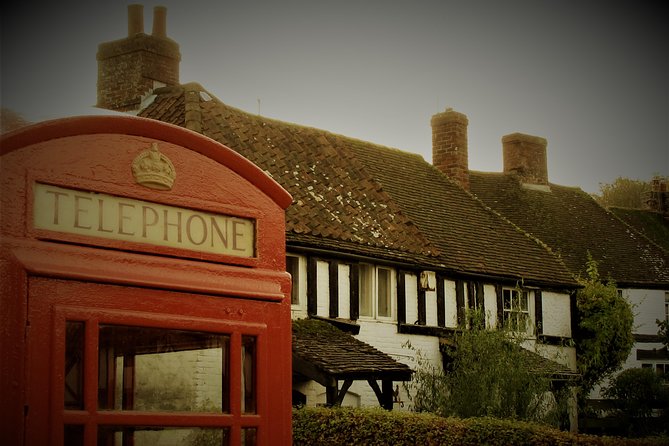 Dover & White Cliffs Tour; Canterbury, Coastal Towns & Castles - Finglesham and the Ham/Sandwich Sign: The Photo Stop That Works