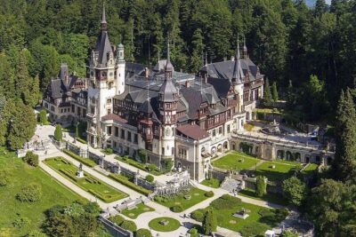 Dracula Castle, Peles Castle & Brasov-Private Tour from Bucharest - Peleș Castle: A Fairytale Palace With a Ticket Speed Plan