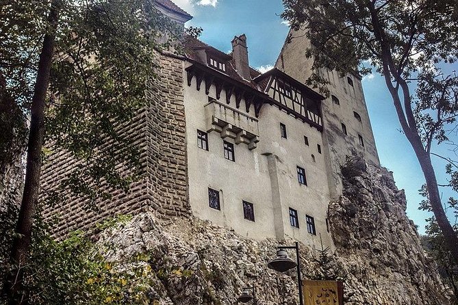 Dracula Castle, Peles Castle & Brasov-Private Tour from Bucharest - Brașov Old Town: The Calm Counterweight After Two Castles