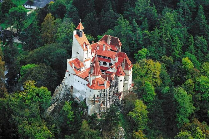 Dracula's Castle, Peles Castle and old town Brasov from Bucharest - Bucharest meeting point: start smart and avoid morning chaos