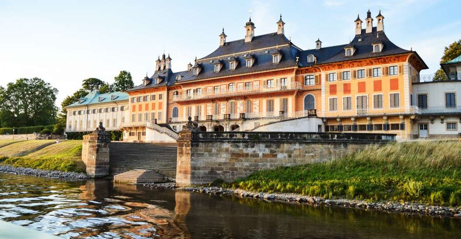 Dresden: Elbe River Cruise to Pillnitz Castle - The route: Terrassenufer, Dresden viewpoints, and the three castles