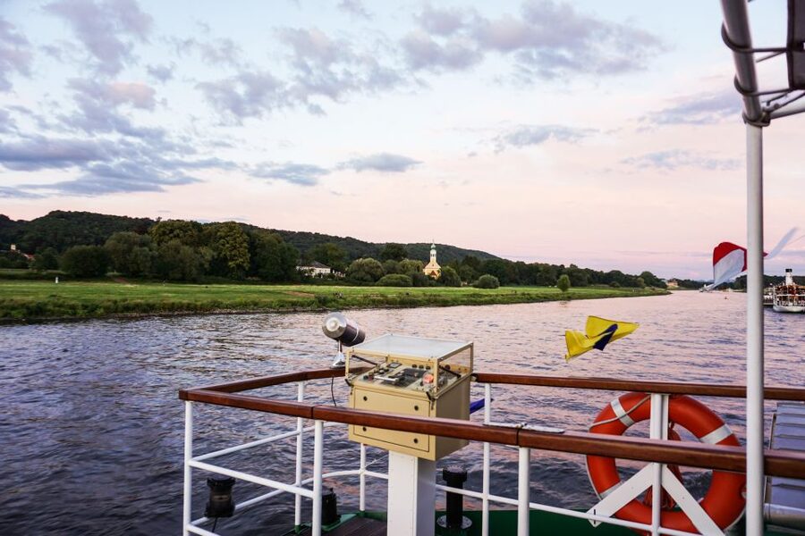 Dresden: Elbe River Cruise to Pillnitz Castle - Food and drinks: what’s not included, and how to plan anyway