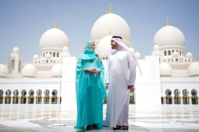 Dubai: Abu Dhabi Day-Trip Grand Mosque, Royal Palace & Lunch - Al Khayma Heritage Restaurant lunch: a Michelin name, limited time