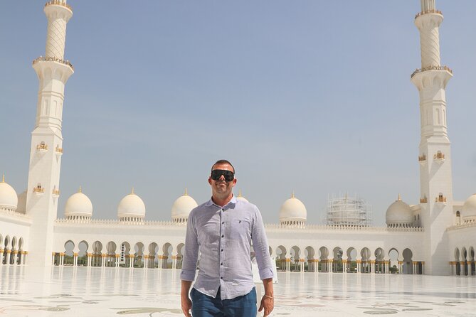 Dubai to Abu Dhabi Day Trip: Grand Mosque, Palace & Etihad Towers - Key highlights that make this day trip work