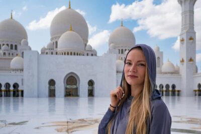 Dubai to Abu Dhabi Private Tour: Grand Mosque & Royal Palace - Abu Dhabi Corniche and landmarks: passing by with purpose