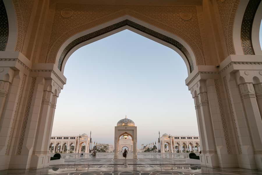 Dubai to Abu Dhabi Private Tour: Grand Mosque & Royal Palace - Price and value: is $446 per group a fair deal?