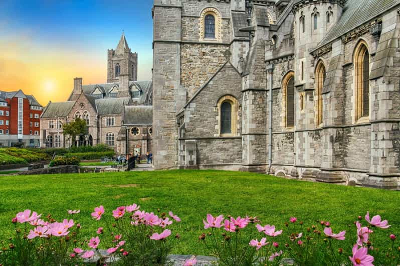 Dublin: Book of Kells, Dublin Castle and Christ Church Tour - Dublin Castle courtyards: the power center vibe without the ticket pressure