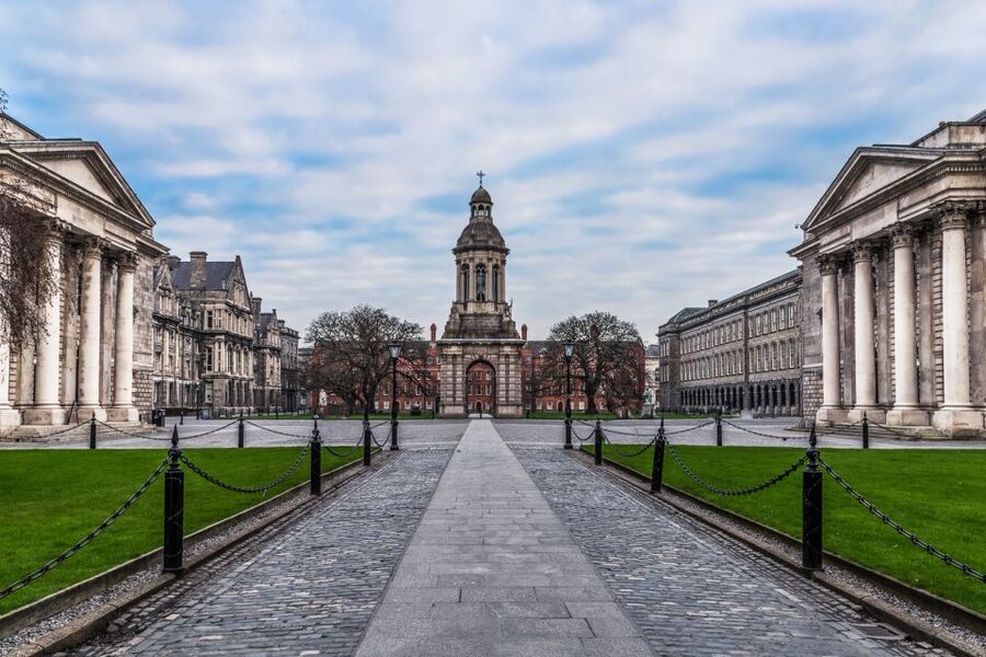 Dublin: Fast-Track Book of Kells Ticket & Dublin Castle Tour - Key highlights you’ll feel during the tour