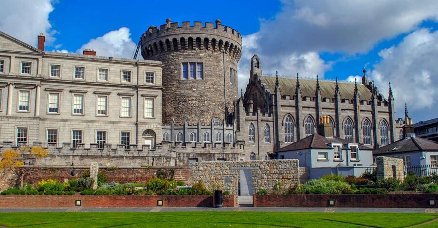 Dublin: Fast-Track Book of Kells Ticket & Dublin Castle Tour - Who this tour is best for (and who should skip it)