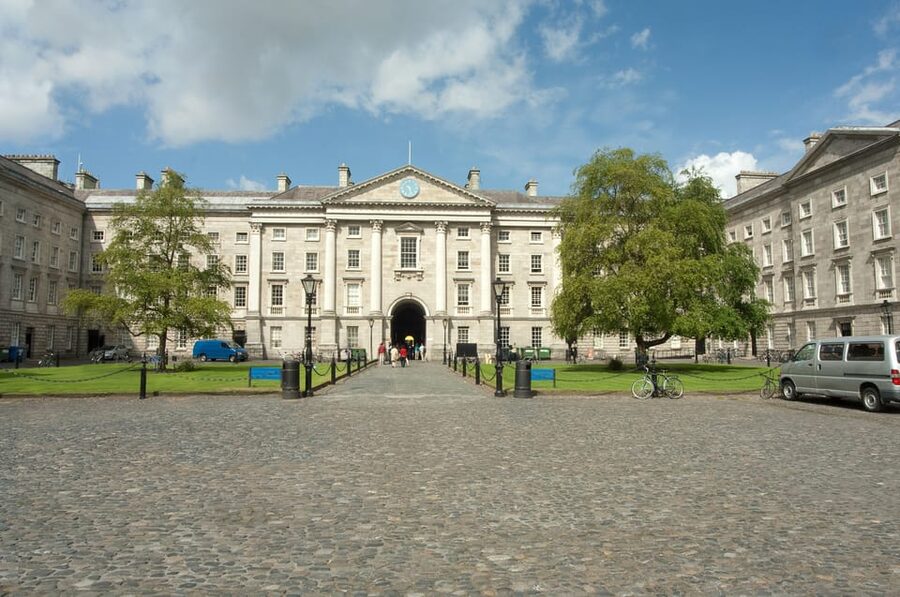 Dublin: St Patrick's, Book of Kells, and Dublin Castle Tour - FAQ