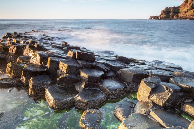 Dublin to Belfast, Dunluce Castle and Giant's Causeway Day Tour - Belfast in a Flash: The 70-Minute City Hall Walk Plus Free Time