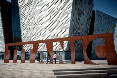 Dublin to Belfast Titanic, Dunluce Castle & Giant's Causeway Tour - Giant’s Causeway at 2:30pm: Basalt Columns, Legends, and Trail Options