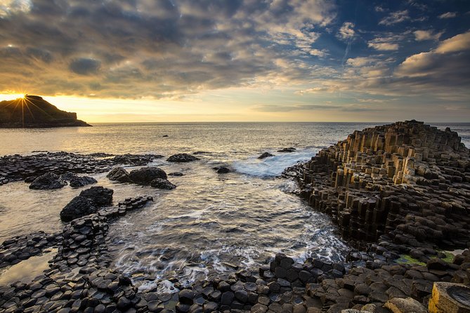 Dublin to Dunluce Castle, Giant's Causeway, Dark Hedges & Belfast - Belfast City Hall: WWII scars, local identity, and what you can still do