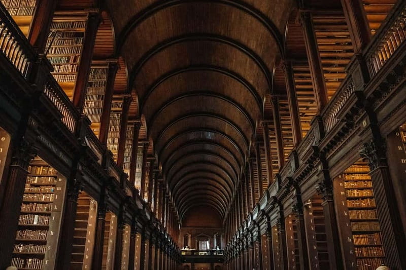 Dublin: Trinity College, Castle, Guinness and Whiskey Tour - Guinness Storehouse: the 360 views and the 9,000-year lease story