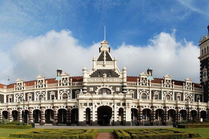 Dunedin Shore Excursion City Sightseeing & Tour of Larnach Castle - The middle of the day: your free time in central Dunedin