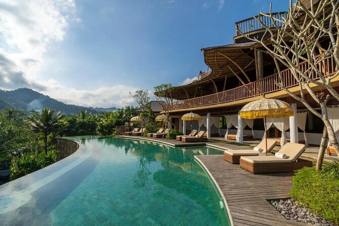 East Bali Tour: Gate of Heaven, Water Palace, Sleeping Gajah - Sidemen valley: a quieter Bali lunch break with Mount Agung in the background
