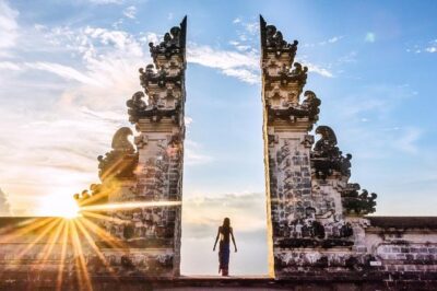 East Bali Tour: Gate of Heaven, Water Palace, Sleeping Gajah - Tirta Gangga Water Palace: fountains, gardens, and koi-pond photos