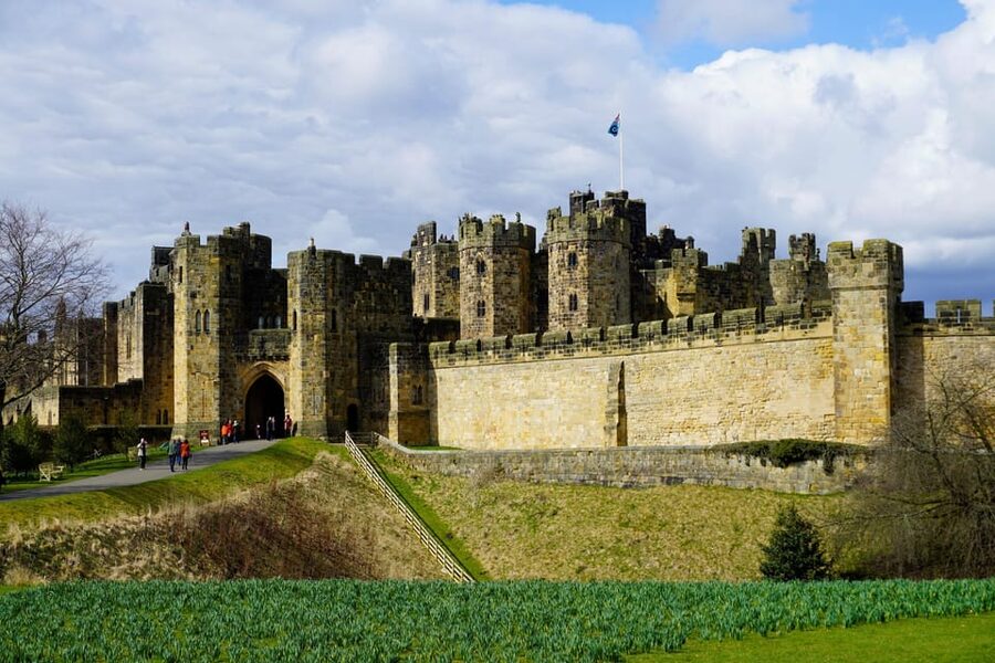 Edinburgh: Bamburgh Castle, Northumberland and Alnwick Trip - Leaving Edinburgh: Castle Terrace to Northumberland in One Smooth Ride