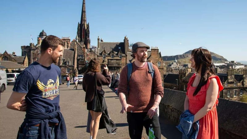 Edinburgh: Edinburgh Castle Guided History Tour with Tickets - Should you book this Edinburgh Castle guided history tour?