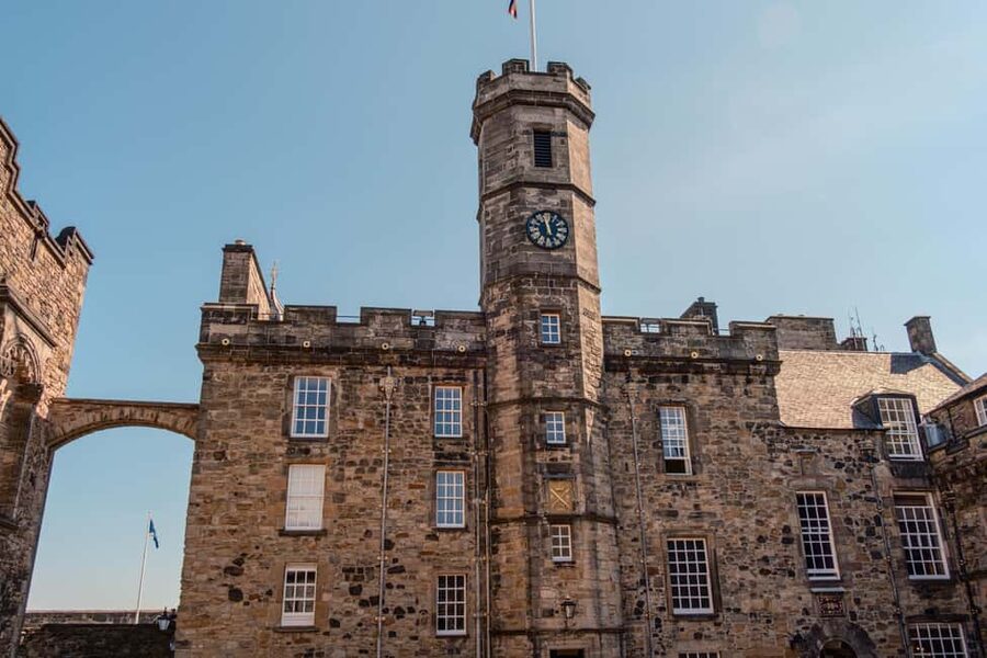 Edinburgh: Edinburgh Castle Tickets & Tour with Kilted Guide - Price and Value: Is $45 Worth It?