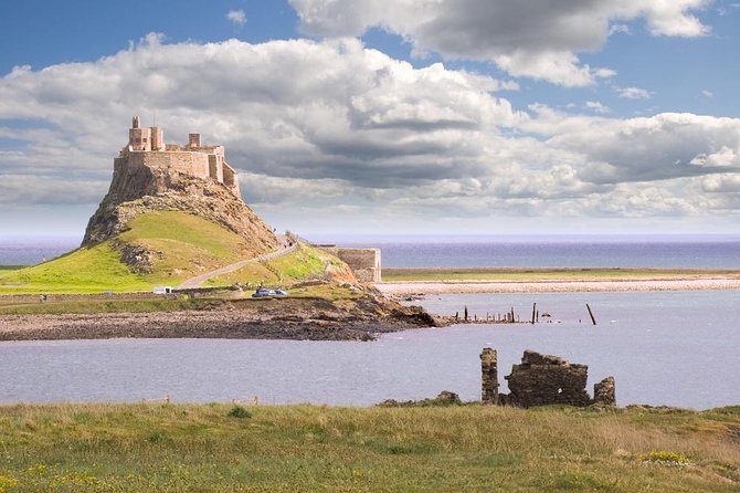 Edinburgh: Holy Island, Alnwick Castle & Kingdom of Northumbria - Why this trip feels efficient (even when it’s a long day)