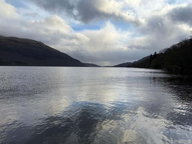 Edinburgh: Kelpies, Stirling Castle & Loch Lomond - Luss on Loch Lomond: cottages, a shore stroll, and hairy coos
