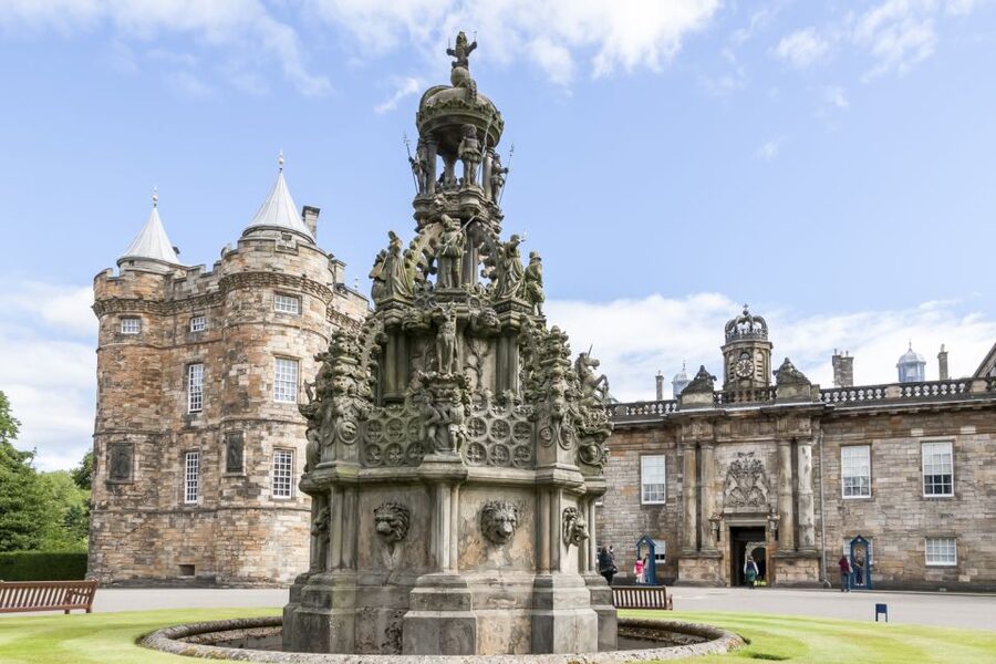 Edinburgh: Palace of Holyroodhouse Entry Ticket - Throne Room and the Order of the Thistle ceremony space