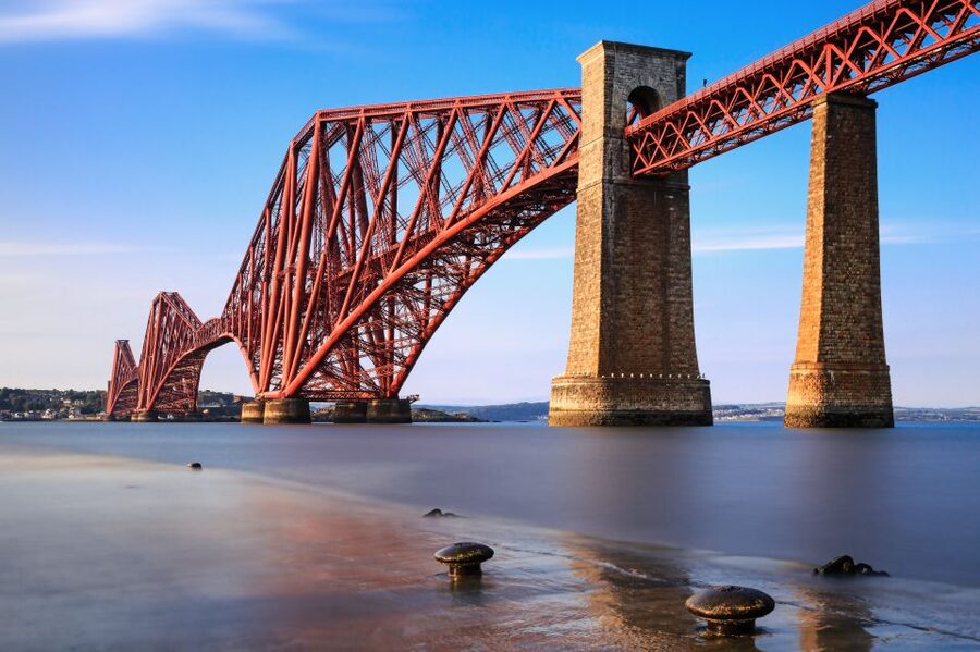 Edinburgh: St Andrews, Dunnottar Castle & Falkland Tour - From Edinburgh to South Queensferry: the day starts with scale