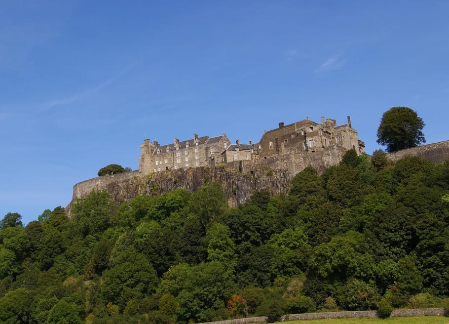 Edinburgh: Stirling Castle, Kelpies, Whisky & Highlands Tour - Glengoyne Distillery: How Whisky Gets Made (and Why the Timing Works)