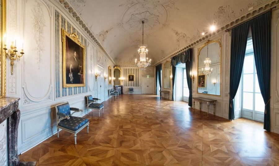 Eisenstadt: Esterhazy Palace Admission Ticket - Bel étage rooms: the Esterházy private collection in motion