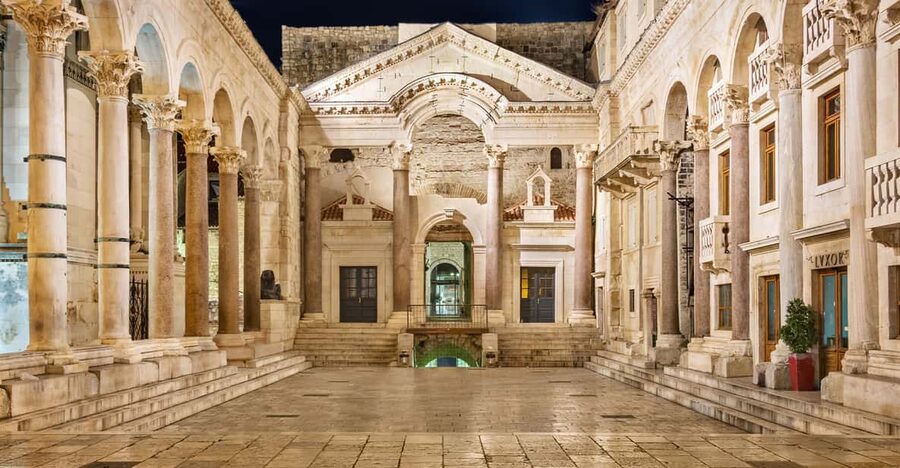 Essential Diocletian's Palace Tour for First-Time Visitors - Finding the start: Gregory of Nin and the Golden Gate
