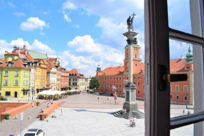 Everyday Chopin Concert at 7 PM with candlelight by the Castle - The concert itself: one hour of close-up Chopin