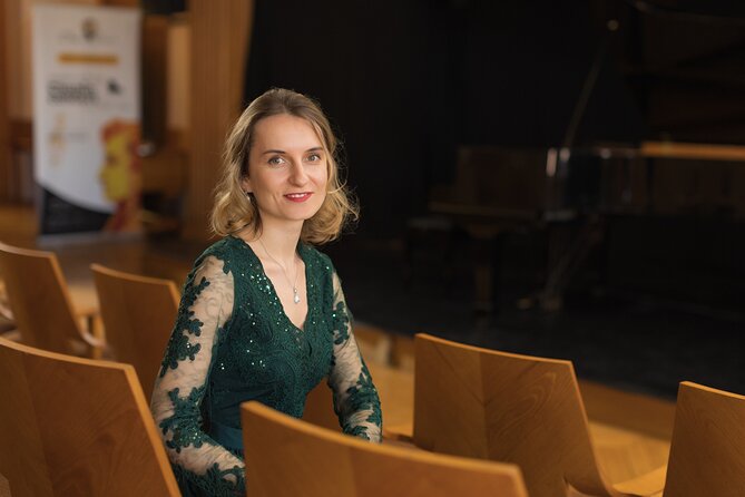 Everyday Chopin Concert at 7 PM with candlelight by the Castle - Practical tips that make a difference