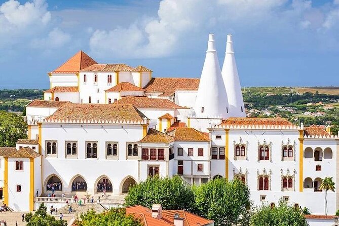 Exclusive Private Tour to Sintra, Pena Palace & Cascais - A 10th-century Moorish-era fortification stop: quick history and a good pause