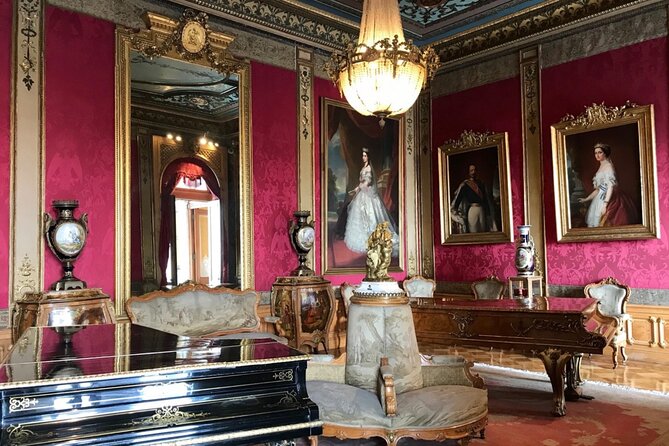 EXCLUSIVE TOUR Chapultepec Castle - Small Groups - Price and value: what $65.72 buys you here