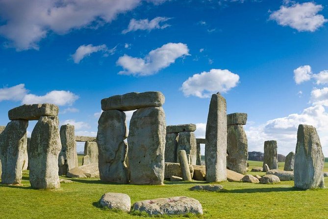 Extended visit: Windsor Castle & Stonehenge - Getting on the coach: Victoria to Gloucester Road