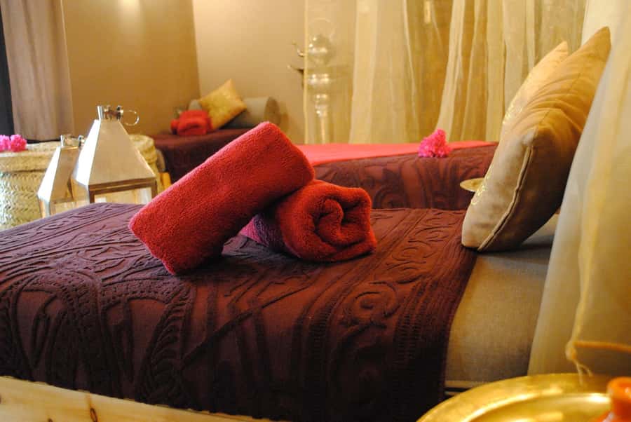 Fes: Traditional Hammam Massage in a Luxury Palace - Staff and Service: What Makes It Feel Like a Real Treat