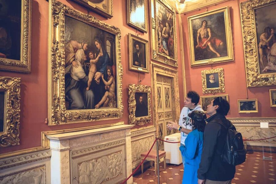Florence: Palatina Gallery and Pitti Palace Guided Tour - Palazzo Pitti’s Royal Apartments: what you’ll get (and what might feel brief)