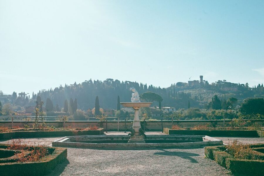 Florence: Pitti Palace and Boboli Gardens Walking Tour - From Palace Doors to Garden Paths: How This 1.5-Hour Tour Works