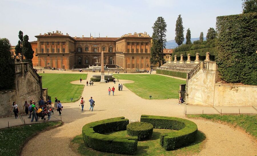 Florence: Pitti Palace and Boboli Gardens Walking Tour - Palazzo Pitti: Why the Palace Tour Is the Heart of the Experience