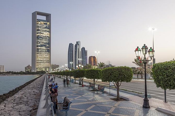 From Abu Dhabi: Grand Mosque, Qasr Al Watan Palace & Etihad Tower - Etihad Towers Observation Deck: Panoramic Views in 30 Minutes