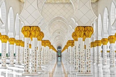 From Abu Dhabi: Grand Mosque, Qasr Al Watan Palace & Etihad Tower - City Corniche and Emirates Palace: The Waterfront Stop That Sets the Scene