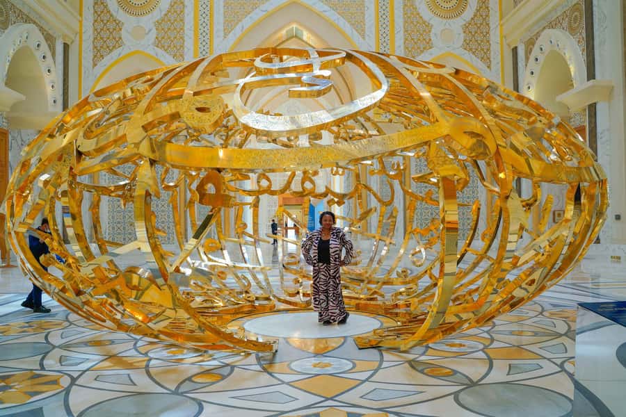 From Abu Dhabi: Grand Mosque, Royal Palace& Heritage Village - The 5-hour plan that hits the big Abu Dhabi highlights