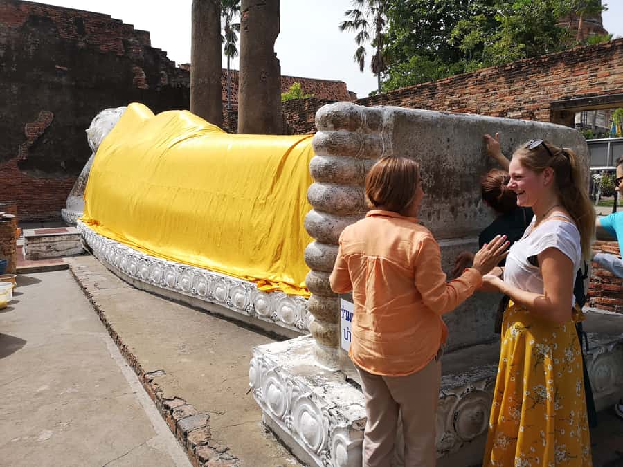 From Bangkok: Private Tour to Ayutthaya & Summer Palace - Ayutthaya Historical Park: Royal Temples and Big Photo Payoffs