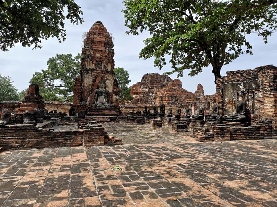 From Bangkok: Private Tour to Ayutthaya & Summer Palace - Wat Mahatat: The Bodhi Tree Photo Moment