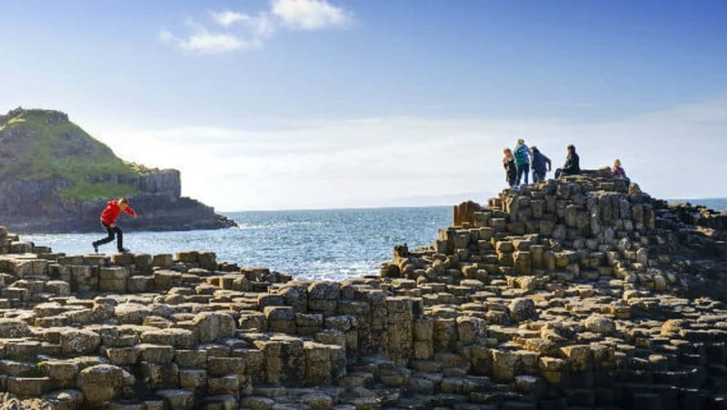 From Belfast: Giant's Causeway, Dunluce Castle & Dark Hedges - Giant’s Causeway: spending your 2 hours wisely